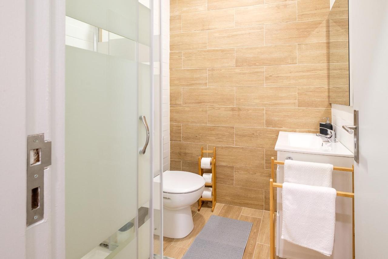 Appartamento Dennis Family Friendly House By Rdc OOporto Esterno foto