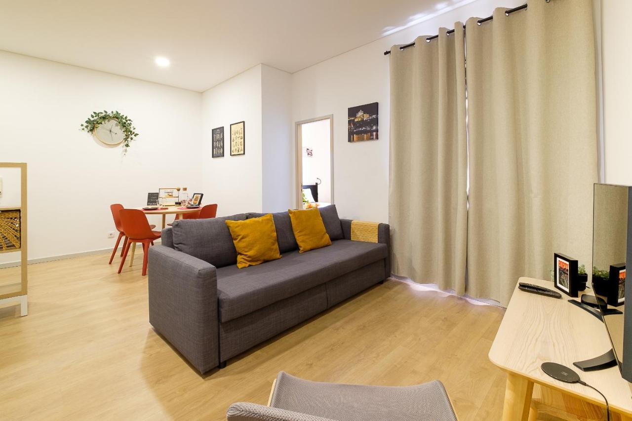 Appartamento Dennis Family Friendly House By Rdc OOporto Esterno foto