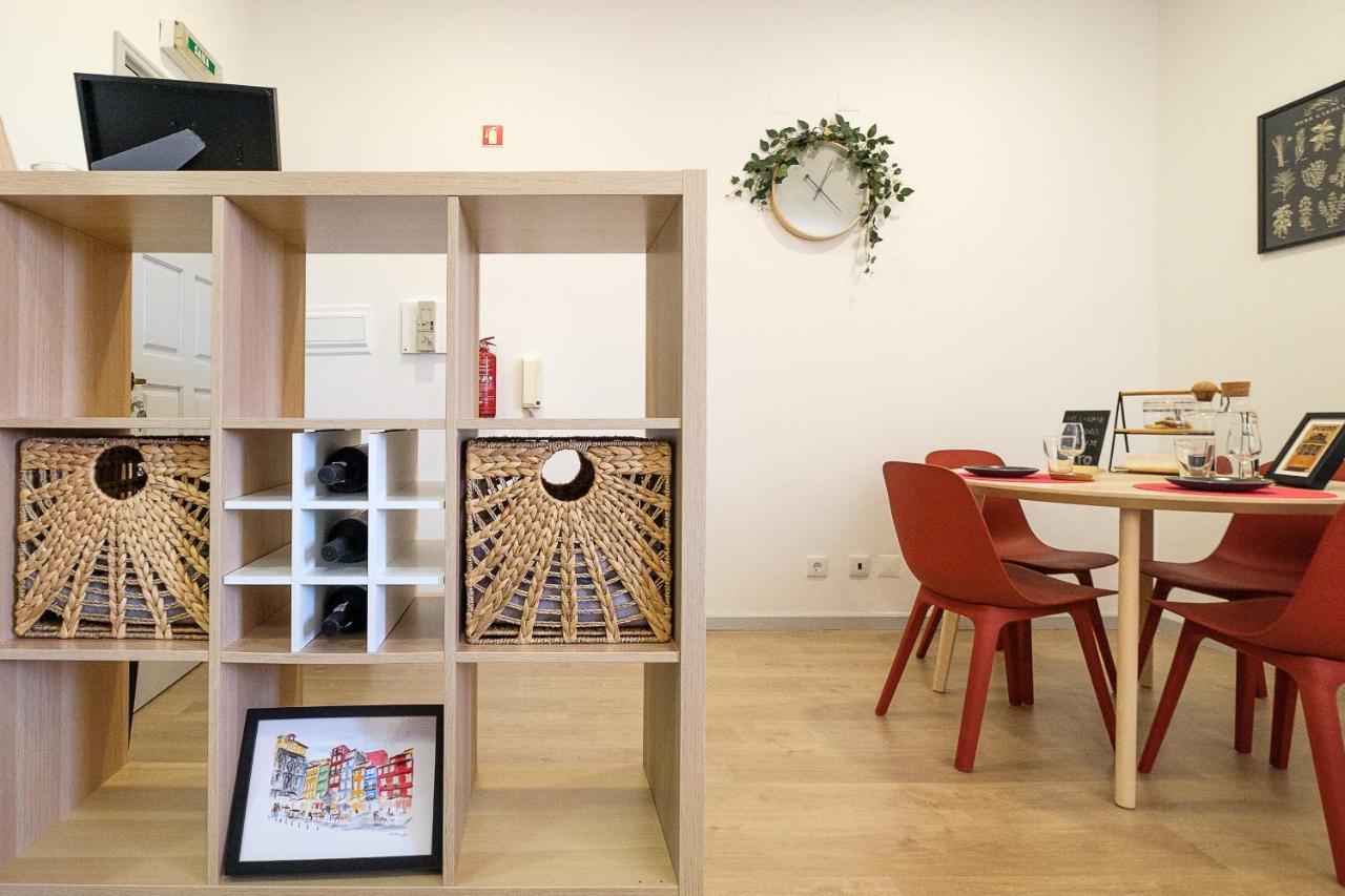 Appartamento Dennis Family Friendly House By Rdc OOporto Esterno foto